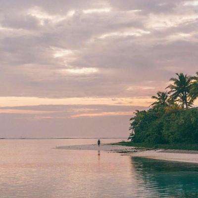 明明很累却睡不着？梦百合AI-Smart 3.0三重0压助眠，提升深睡时间