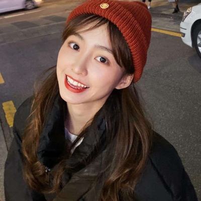 崔永元吸猫甘做“铲屎官” 如此回应“炮轰范冰冰”…